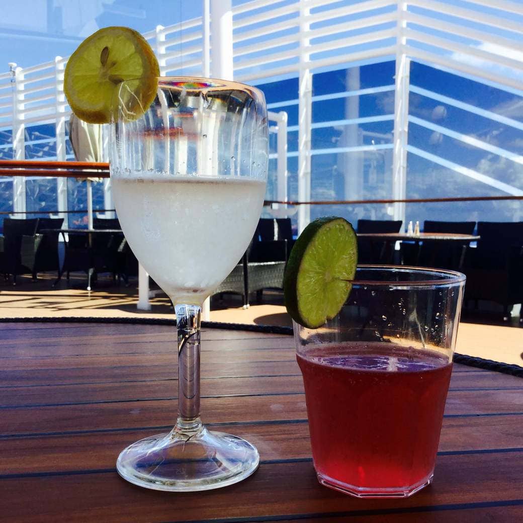 Two cocktaisl Image of a drink