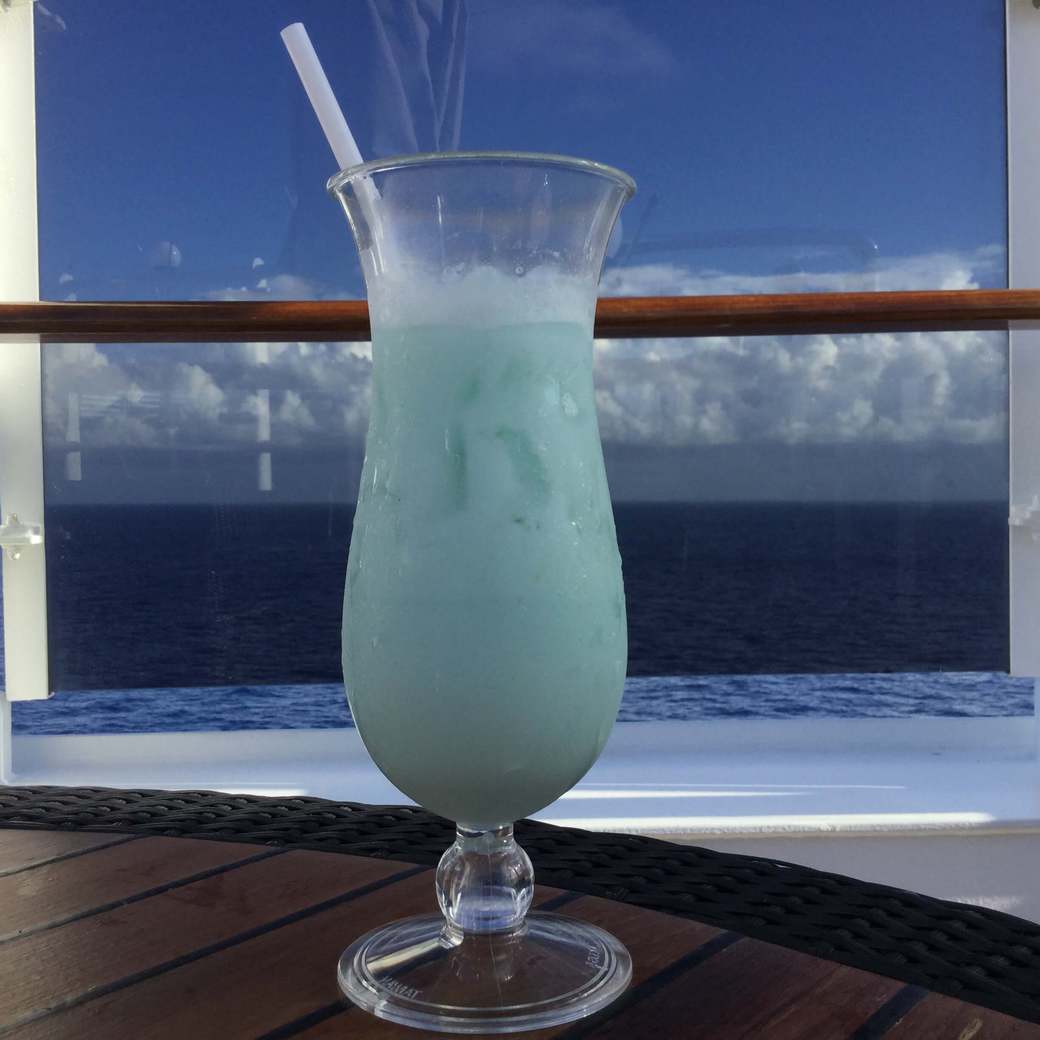 Turquoise cocktail Image of a drink