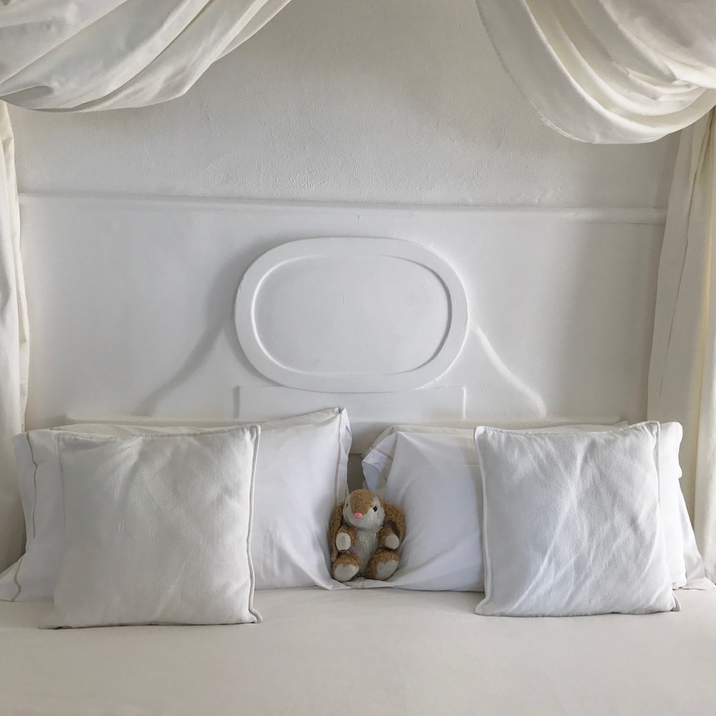 A vision of white Image of Bunny's room