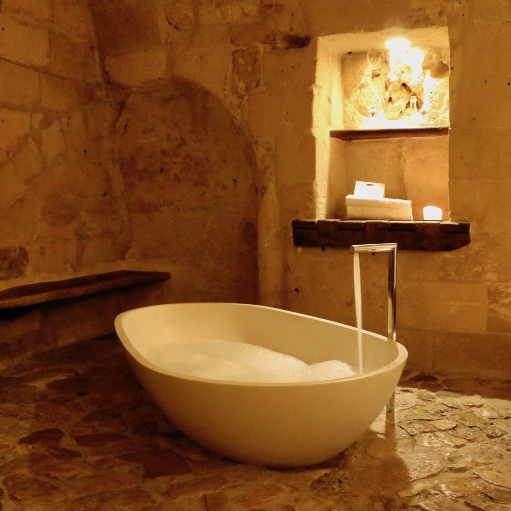 Bathtime Image of cave bathtub