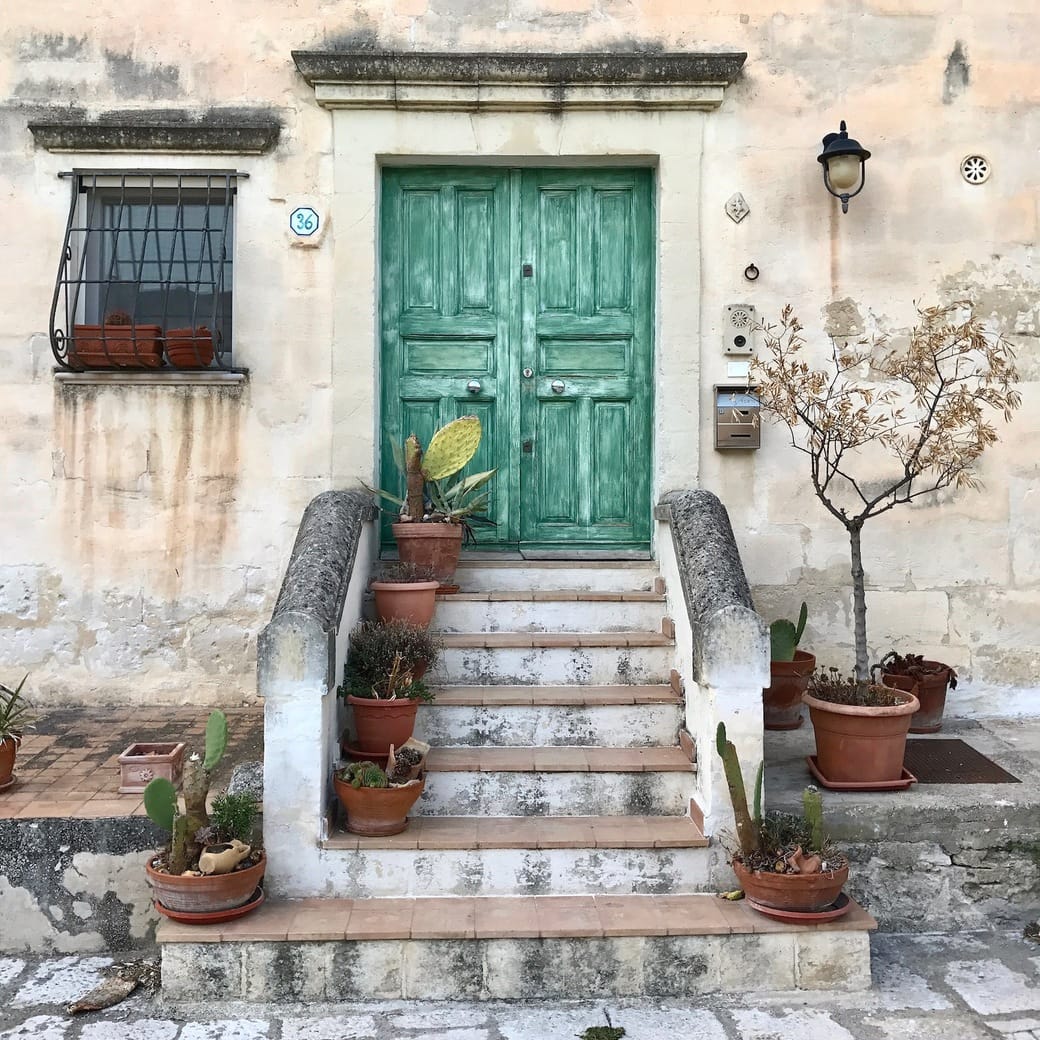 Front porch Image of Matera house
