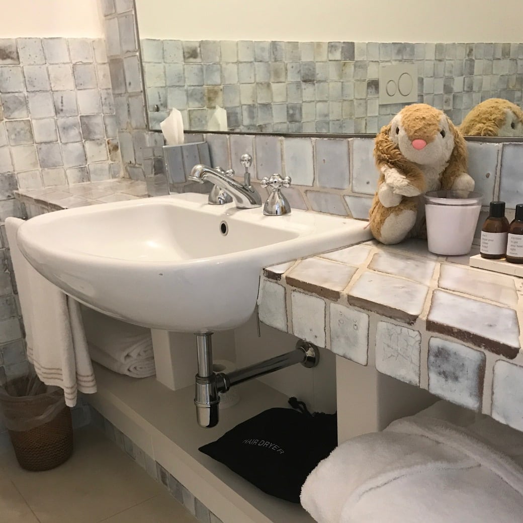 La Peschiera bathroom Image of bathroom