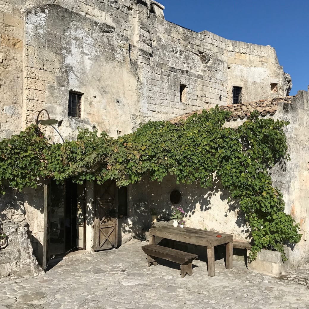 Sextantio le Grotte Della Civita Image of breakfast room
