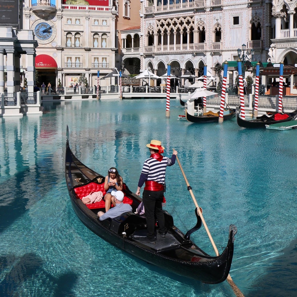 Venice in Vegas Singing gondolier in Vegas