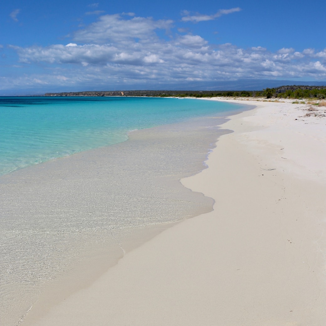 Playa Bahia de las Aguilas White sand at Bahia de las Aguilas