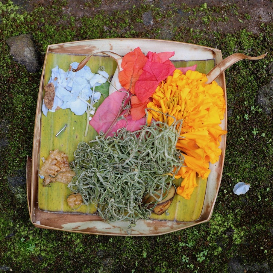 Bali offerings Offerings at Gunung Kawi temple