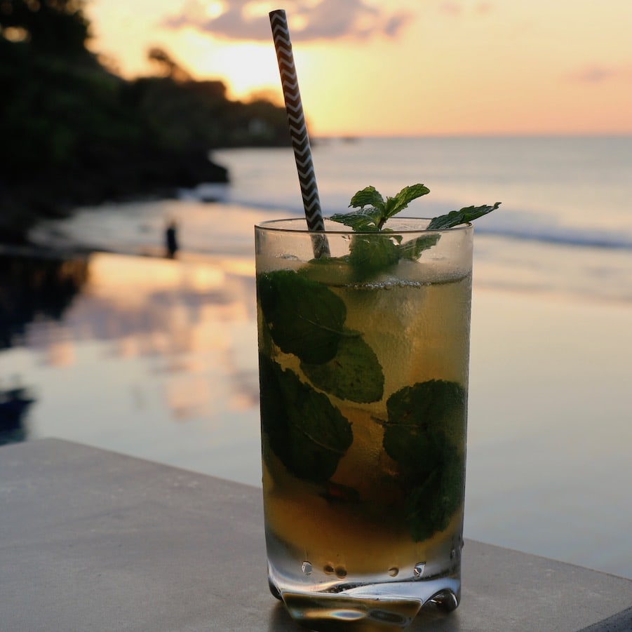 Sunset drink Sunset Mojito by the pool