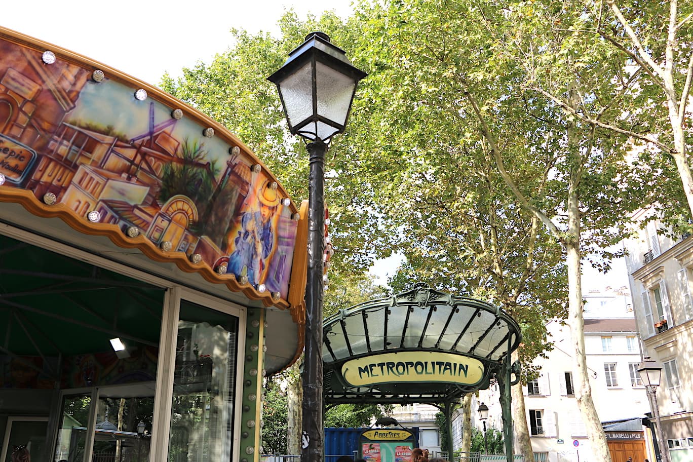 Montmartre Metro station in Montmarte