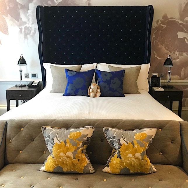 Ampersand Hotel Bunny in Ampersand Hotel