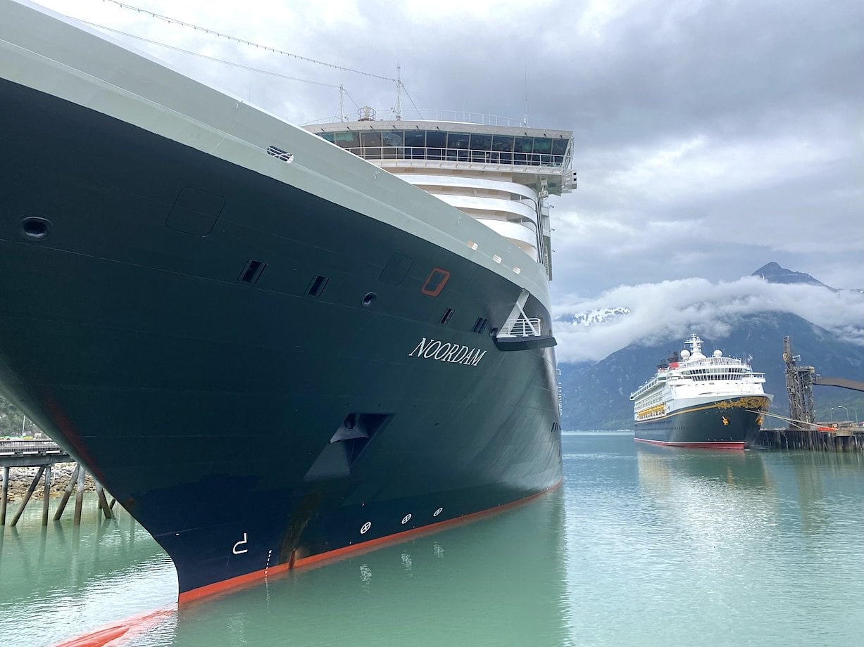 Beautiful ships Cruiseships in Skagway