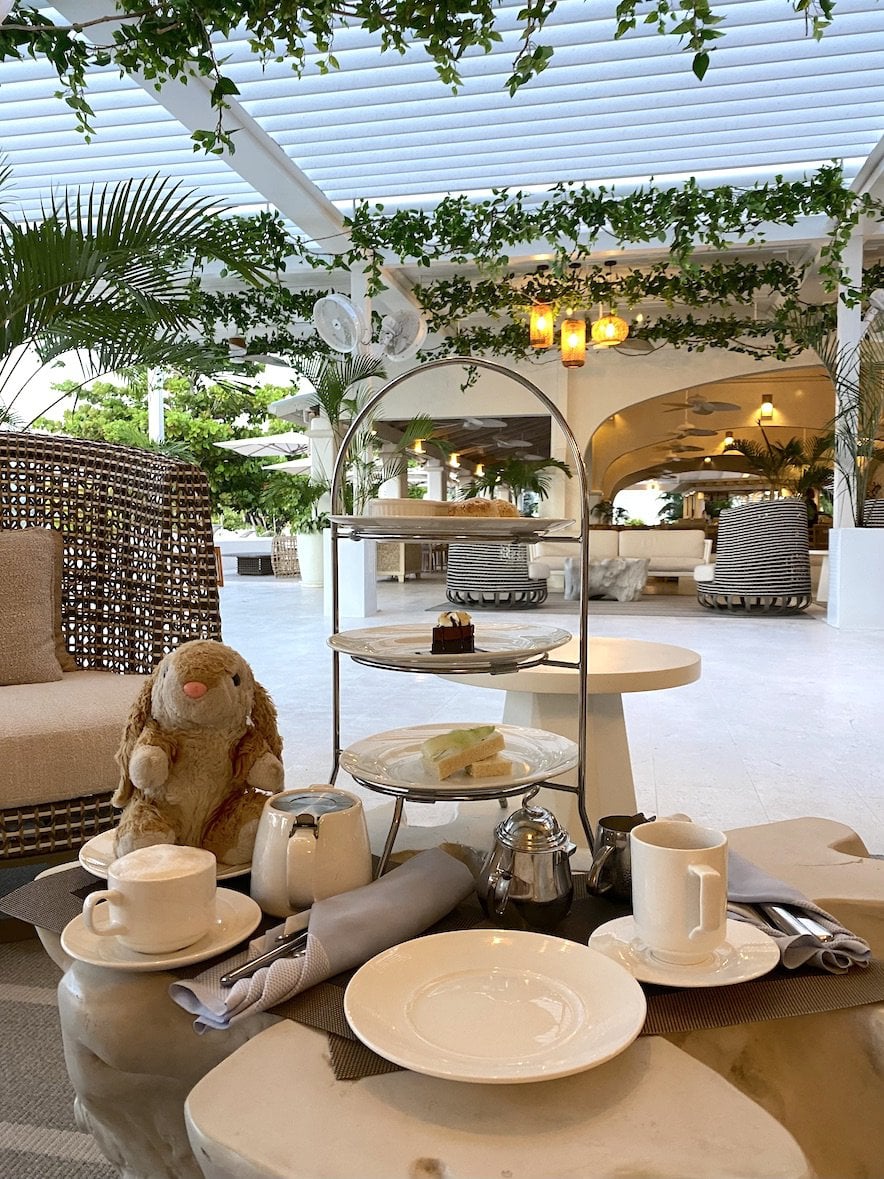 High tea Bunny looooves afternoon tea
