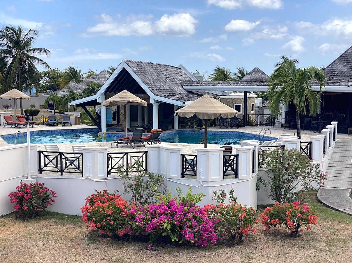 Coyaba Beach Resort Coyaba