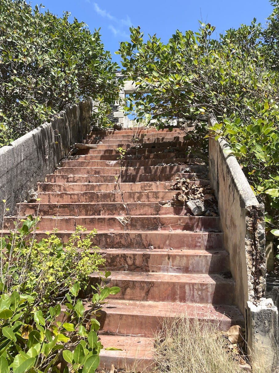 Exploring Old ruins on Sandy Island