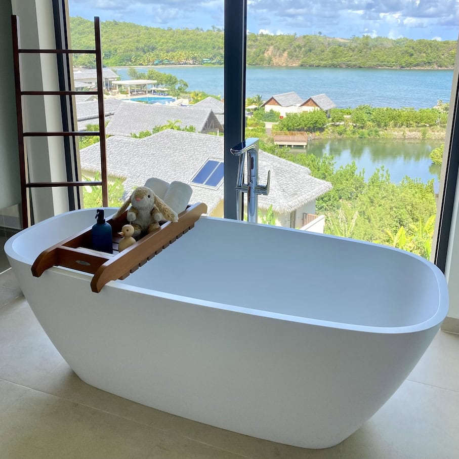 Gorgeous rooms Bunny loved the bath tub