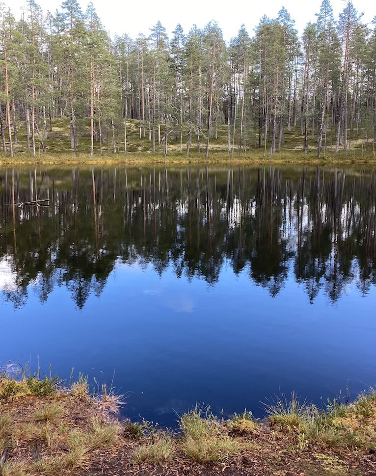 Sunny moment Hossa ponds